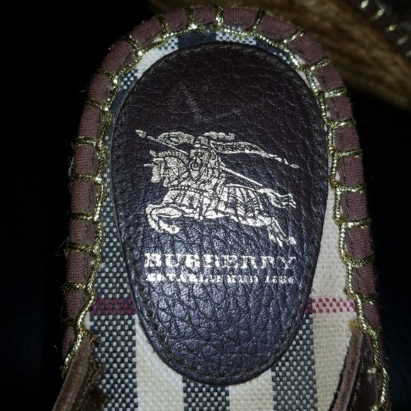 Burberry wedges - Picture 3 of 4